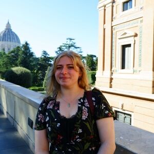 Meet your Posher, Alora